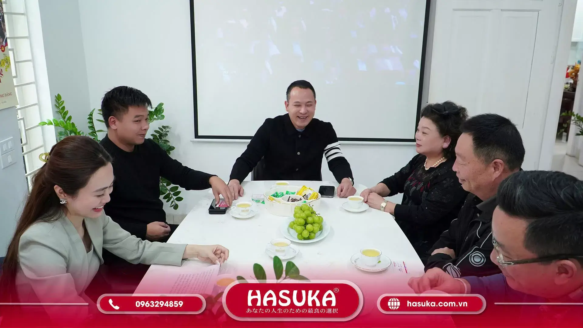 Hasuka vinh dự tiếp đón tạp chí vietq và quý đối tác quốc tế đến tham quan và làm việc